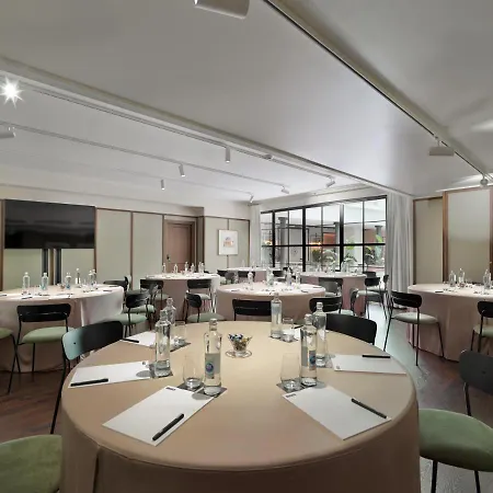 H10 Casa De La Plata 4* Siviglia