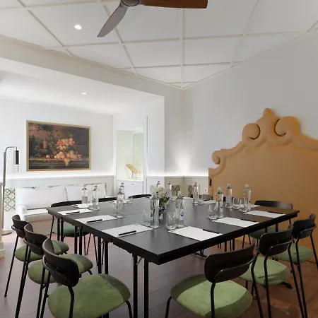 H10 Casa De La Plata 4*