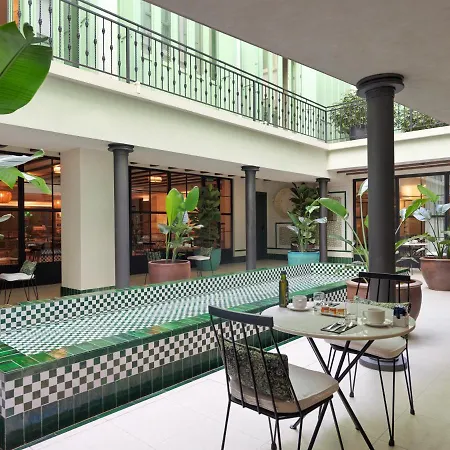 Hotel H10 Casa De La Plata Seville