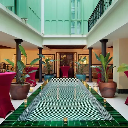 H10 Casa De La Plata 4* Sewilla