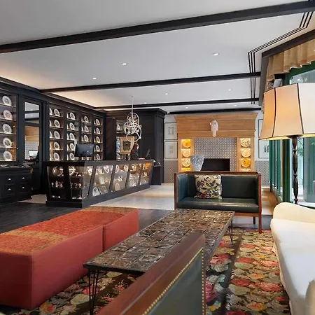 Hotel H10 Casa De La Plata Seville