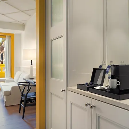 Hotel H10 Casa De La Plata