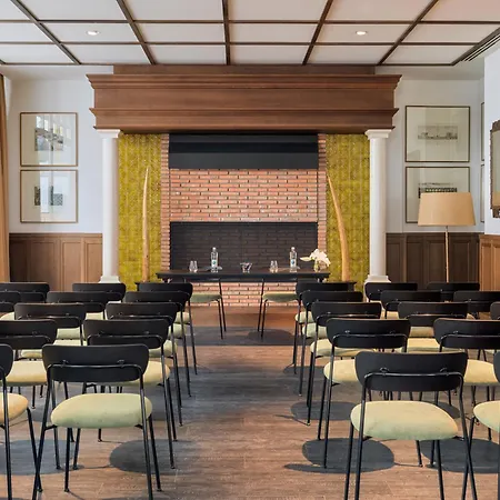 H10 Casa De La Plata 4*