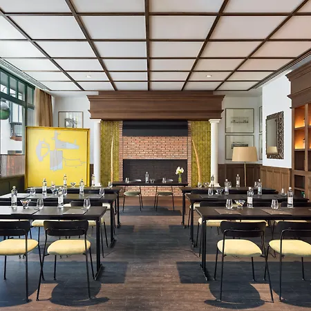 Hotel H10 Casa De La Plata