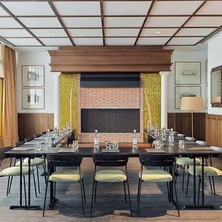 H10 Casa De La Plata