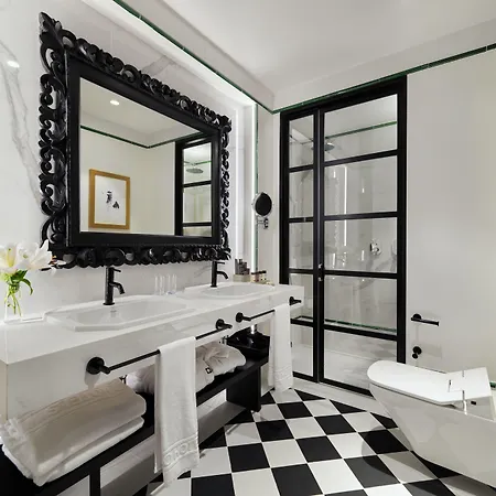 Hotel H10 Casa De La Plata 4*