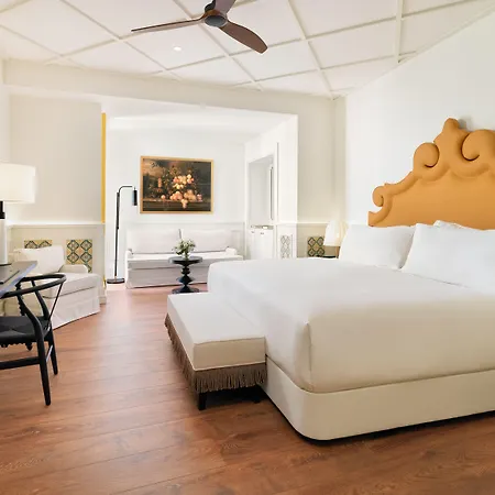 H10 Casa De La Plata Hotel 4*