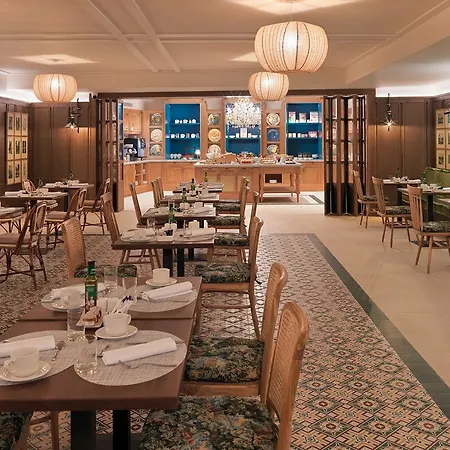 Hotel H10 Casa De La Plata Seville